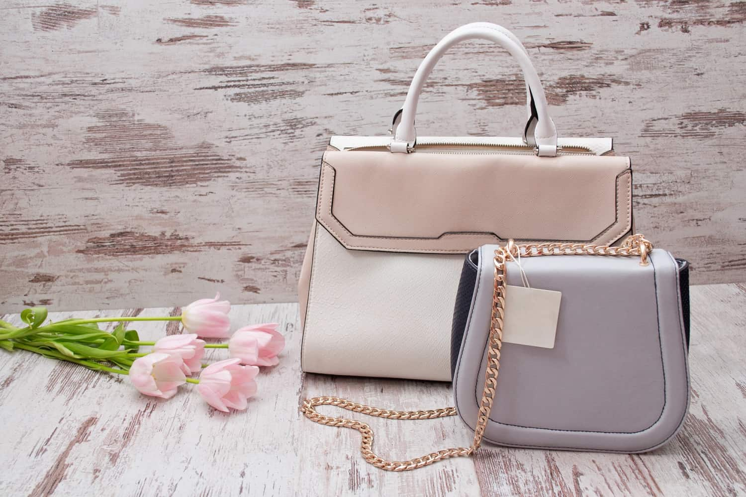 beige-gray-bags-wooden-pink-tulips-fashionable_134398-925 (1)